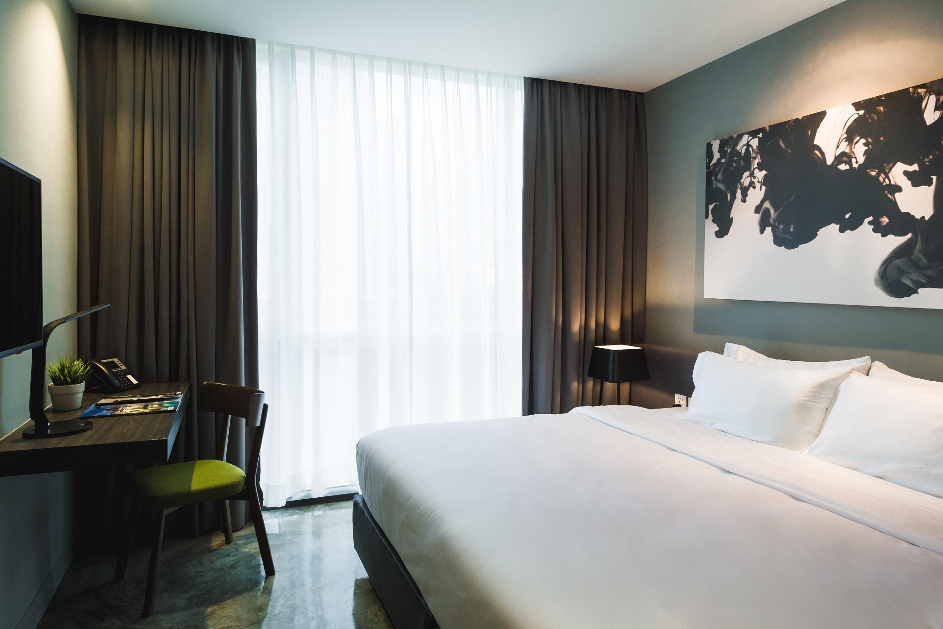 Zazz Urban Bangkok Hotel Bagian luar foto