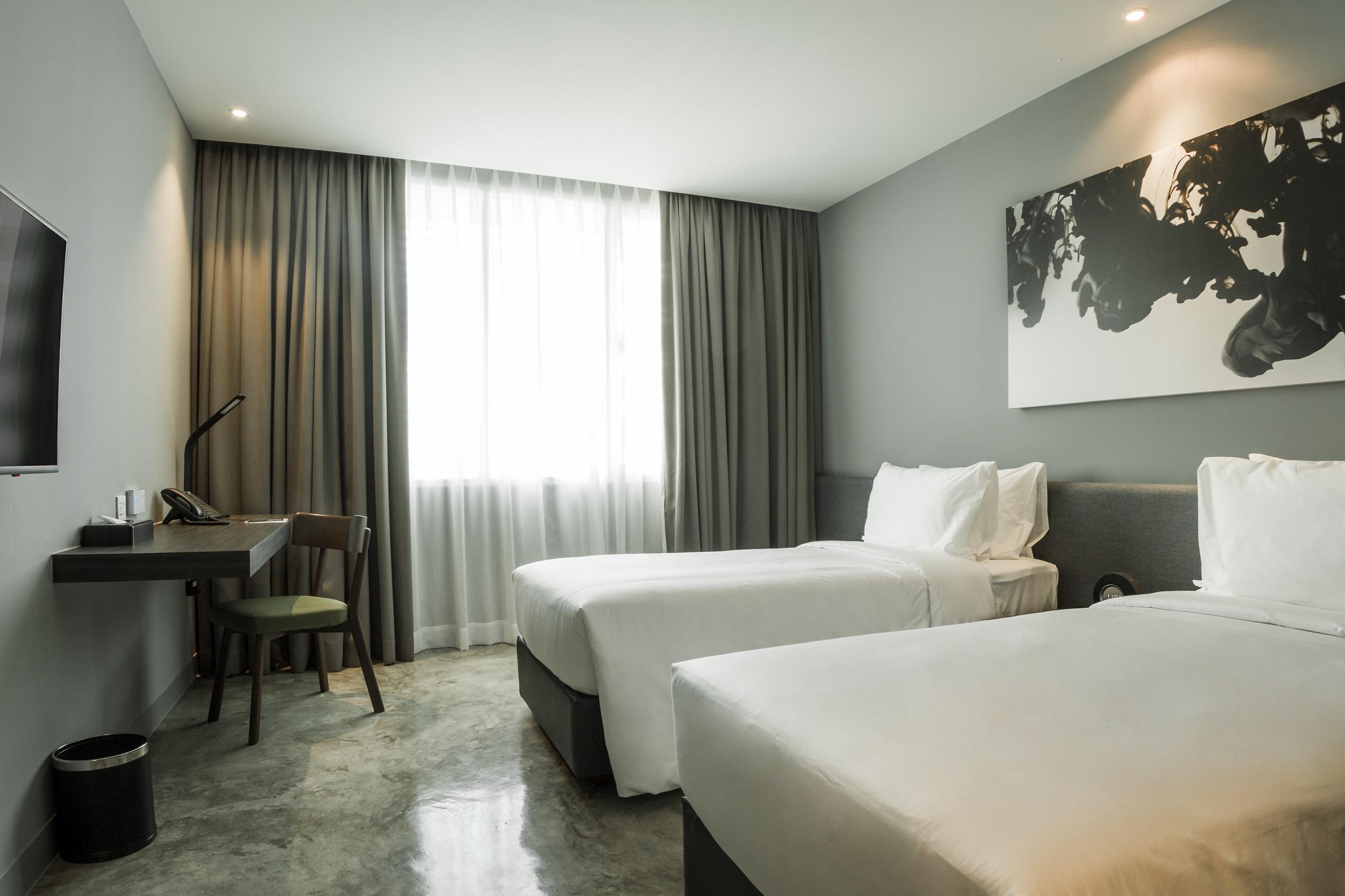 Zazz Urban Bangkok Hotel Bagian luar foto